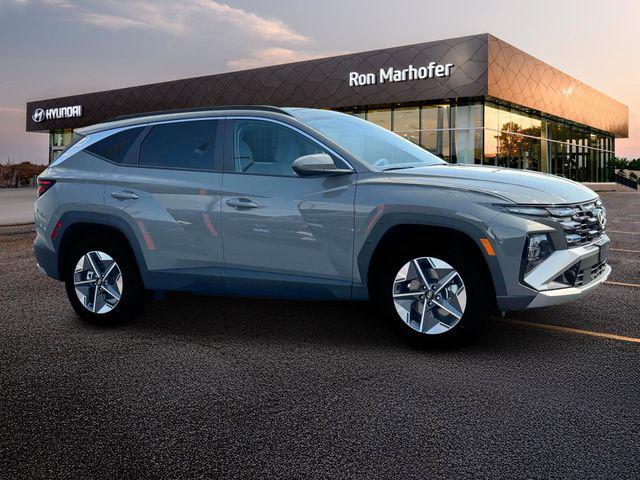 Photo of 2025 Hampton Gray Hyundai TUCSON