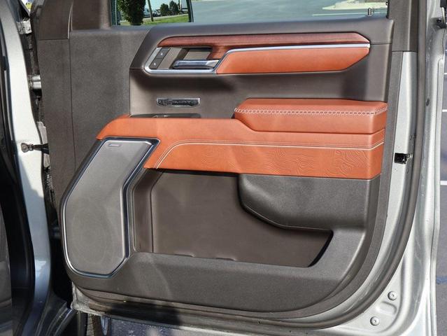 Photo of 2023 Sterling Metallic GMC Sierra 1500
