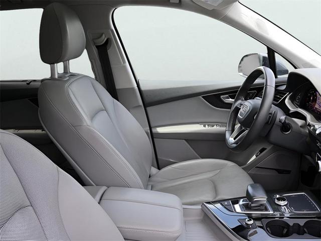 Photo of 2019 Samurai Gray Metallic Audi Q7