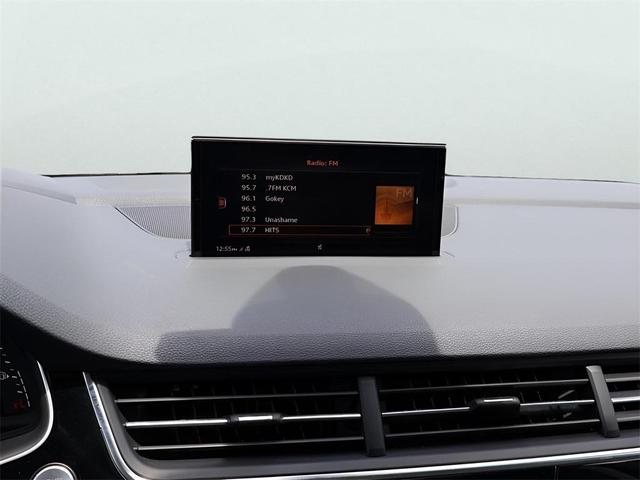 Photo of 2019 Samurai Gray Metallic Audi Q7