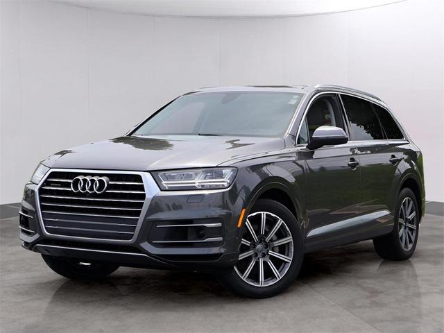 Photo of 2019 Samurai Gray Metallic Audi Q7