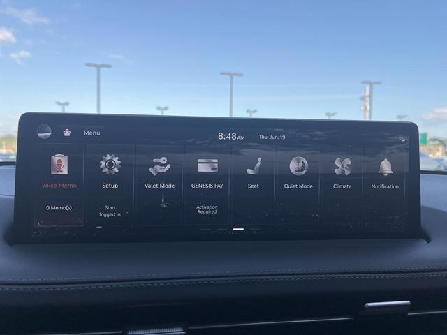 Photo of 2025 Alta White Genesis GV70