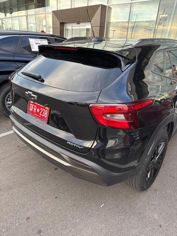 Photo of 2025 Mosaic Black Metallic Chevrolet Trax