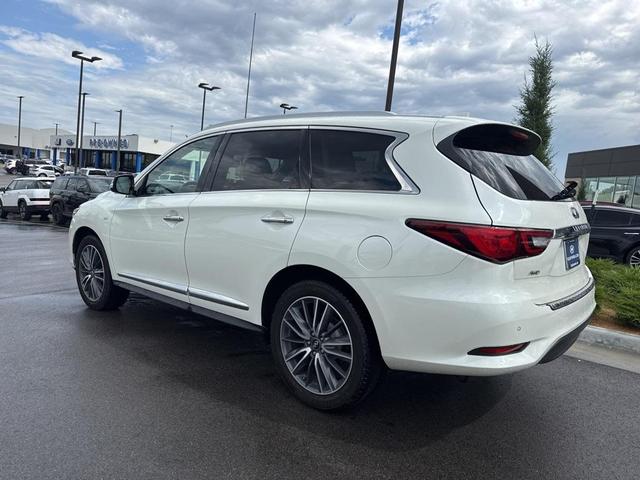 Photo of 2020 Majestic White INFINITI QX60