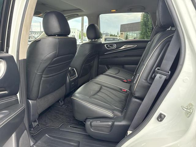 Photo of 2020 Majestic White INFINITI QX60