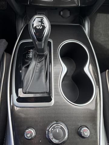 Photo of 2020 Majestic White INFINITI QX60
