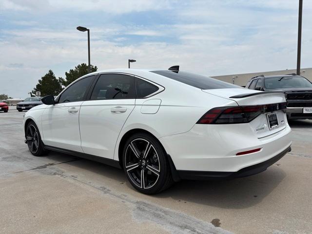 Photo of 2025 Platinum White Pearl Honda Accord Hybrid