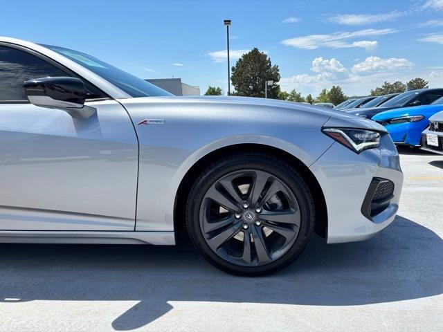 Photo of 2023 Lunar Silver Metallic Acura TLX