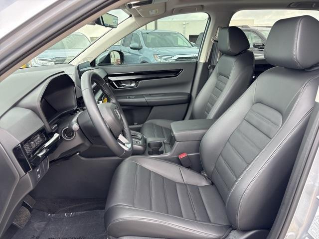 Photo of 2025 Solar Silver Metallic Honda CR-V