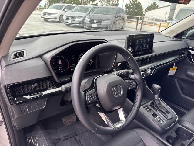 Photo of 2025 Solar Silver Metallic Honda CR-V