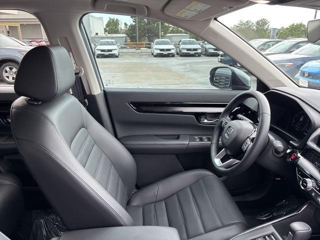 Photo of 2025 Solar Silver Metallic Honda CR-V