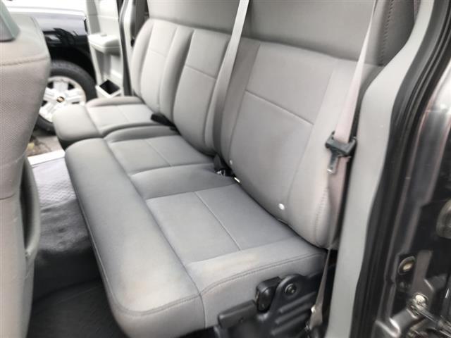 Photo of 2005 Silver Ford F-150