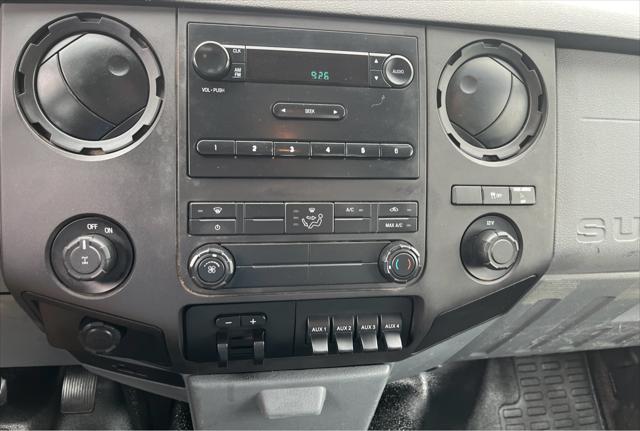 Photo of 2012 White Ford F-250