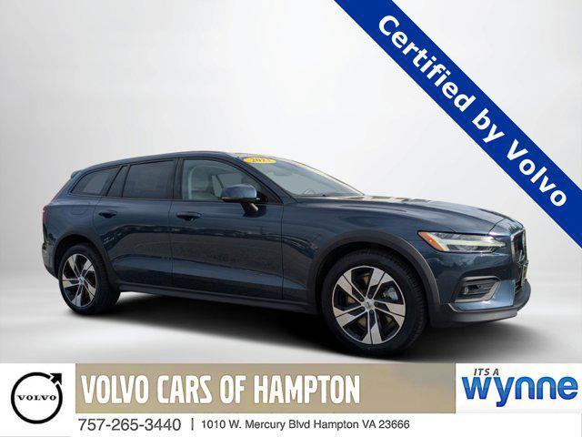 2023 Volvo V60 Cross Country