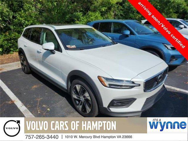 2024 Volvo V60 Cross Country