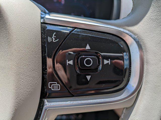 Photo of 2024 Silver Volvo XC90