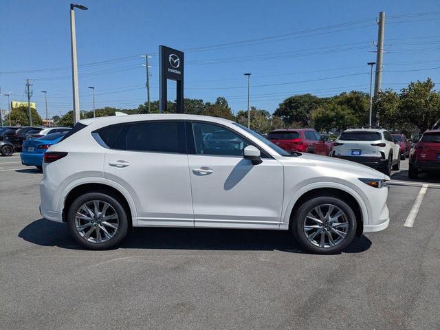 Photo of 2025 Rhodium White Metallic Mazda CX-5