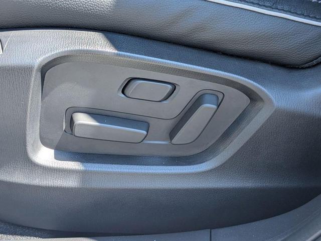 Photo of 2025 Rhodium White Metallic Mazda CX-5