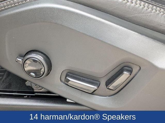 Photo of 2023 Bright Volvo XC90