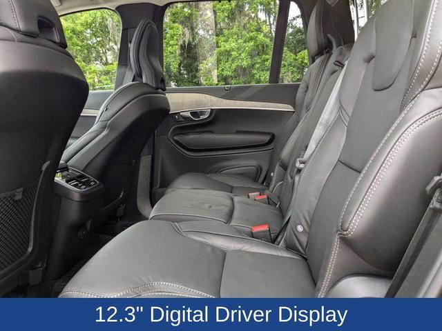 Photo of 2023 Bright Volvo XC90
