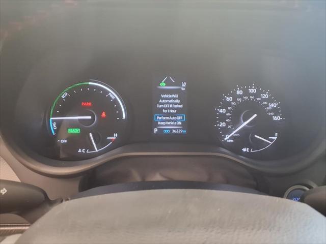 Photo of 2023 Ice Toyota Sienna