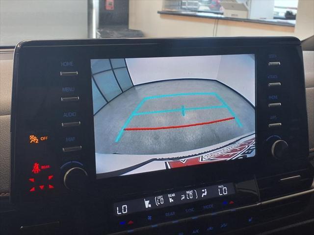 Photo of 2023 Ice Toyota Sienna