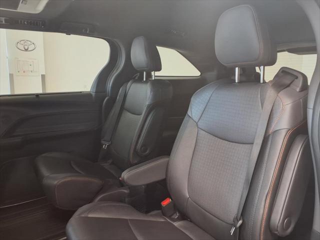 Photo of 2023 Ice Toyota Sienna