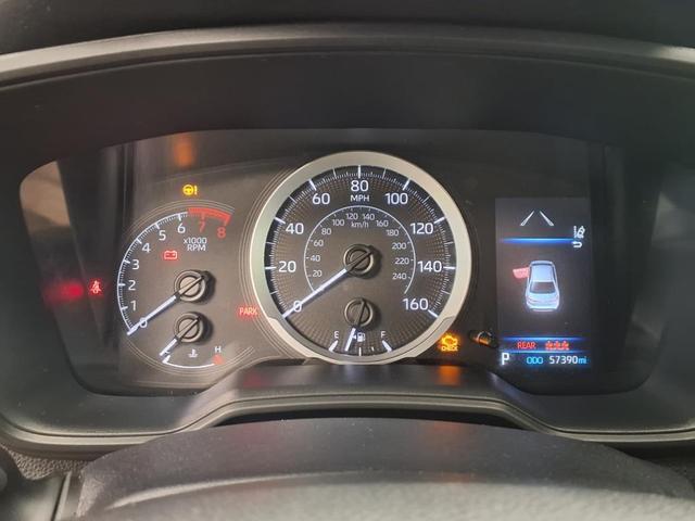 Photo of 2022 White Toyota Corolla