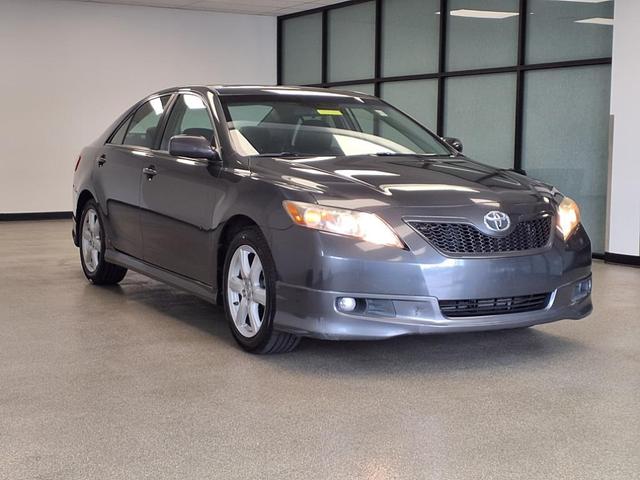 Photo of 2007 Magnetic Gray Toyota Camry