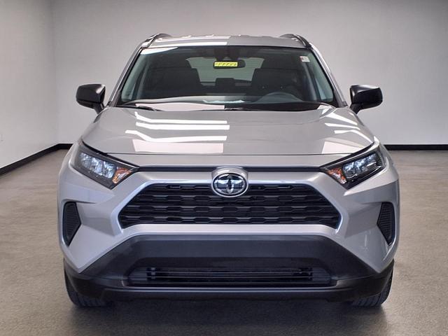 Photo of 2019 Midnight Black Metallic Toyota RAV4