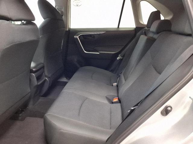 Photo of 2019 Midnight Black Metallic Toyota RAV4