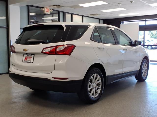 Photo of 2019 Summit White Chevrolet Equinox