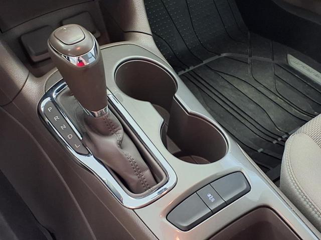 Photo of 2018 Silver Ice Metallic Chevrolet Cruze