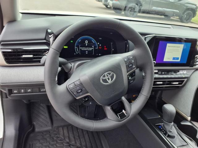 Photo of 2025 Ice Toyota Camry