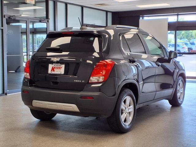 Photo of 2015 Black Granite Metallic Chevrolet Trax