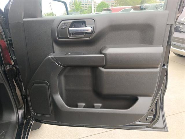 Photo of 2023 Black Chevrolet Silverado 1500