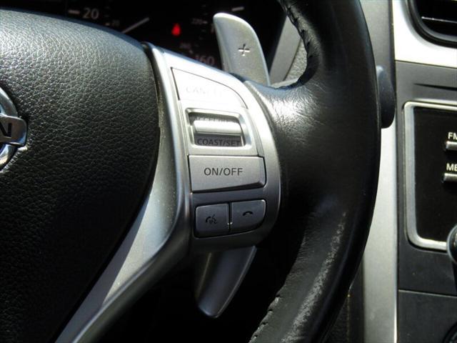 Photo of 2016 Storm Blue Nissan Altima