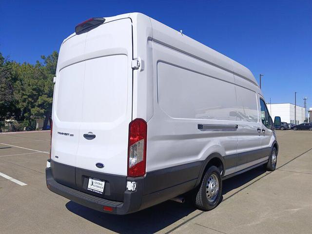 Photo of 2023 White Ford Transit-250