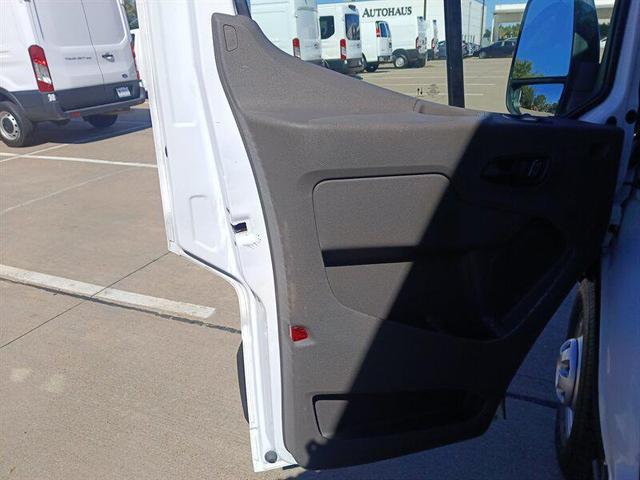 Photo of 2023 White Ford Transit-250