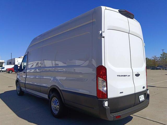 Photo of 2023 White Ford Transit-250