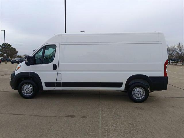 Photo of 2023 Bright White Clearcoat RAM ProMaster 2500