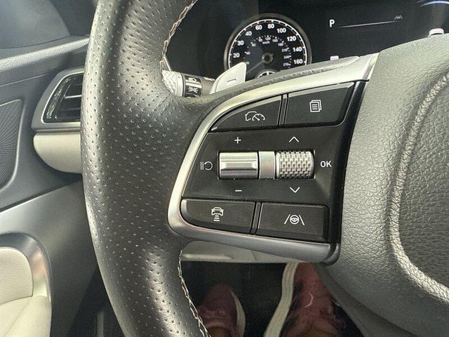 Photo of 2025 Makalu Gray Mica Genesis G70
