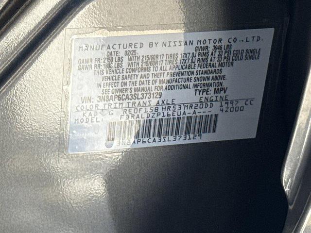 Photo of 2025 Gun Metallic Nissan Kicks