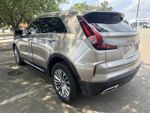 Photo of 2025 Latte Metallic Cadillac XT4