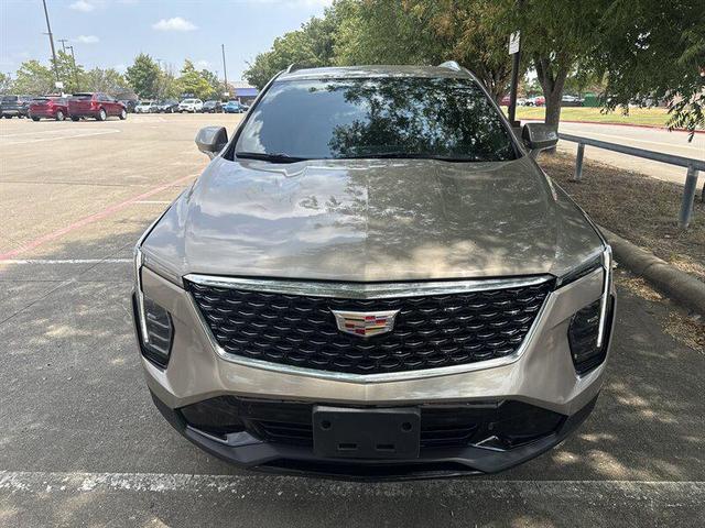 Photo of 2025 Latte Metallic Cadillac XT4