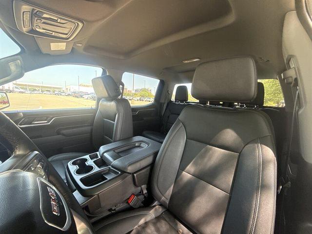 Photo of 2025 Summit White GMC Sierra 1500