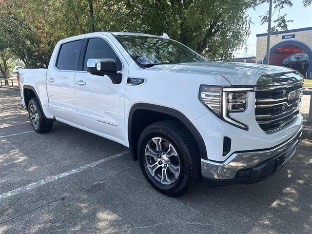 Photo of 2025 Summit White GMC Sierra 1500