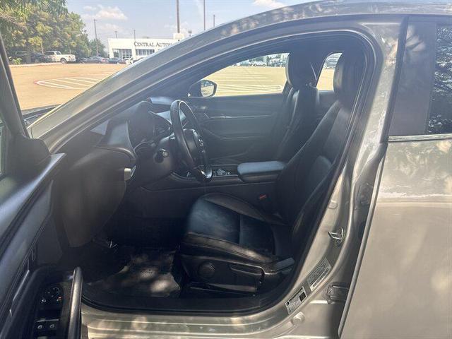 Photo of 2025 Platinum Quartz Metallic Mazda Mazda3