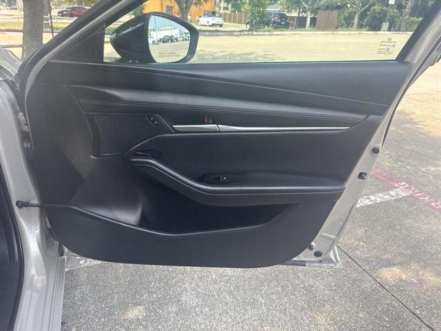 Photo of 2025 Platinum Quartz Metallic Mazda Mazda3
