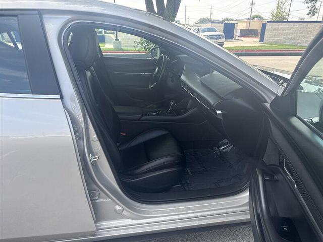 Photo of 2025 Platinum Quartz Metallic Mazda Mazda3